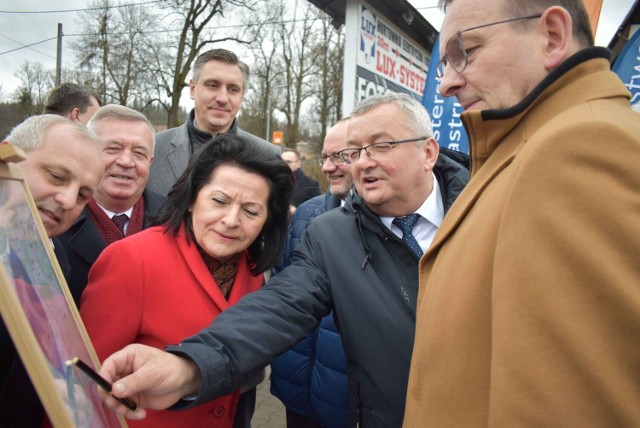 Minister Andrzej Adamczyk podpisał Program Inwestycji na optymalizację przepustowości drogi krajowej nr 47 na odcinku Nowy Targ - Szaflary