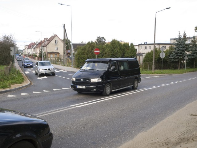 W Miastku kontynuowany będzie remont dróg rozpoczęty w tym roku. Na zdj. ul. Małopolska. Teraz czas na przedłużenie ul. Kaszubskiej, czyli drogę do Wołczy Wielkiej