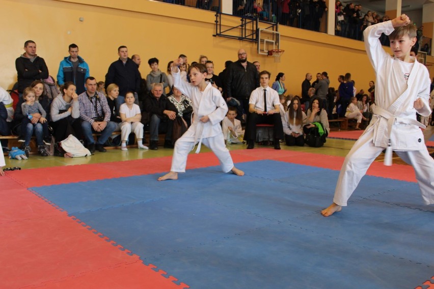 Wielkie sukcesy młodych karateków z Szamotuł [ZDJĘCIA]