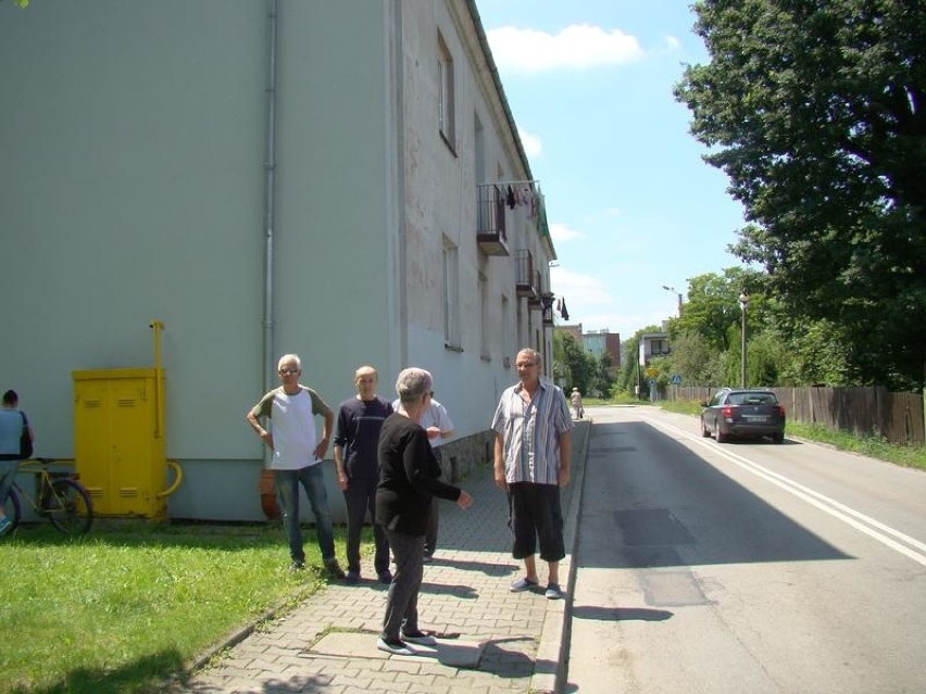 Mieszkańcy os. Kościuszki w Kętach: Ta droga powstała "na dziko"