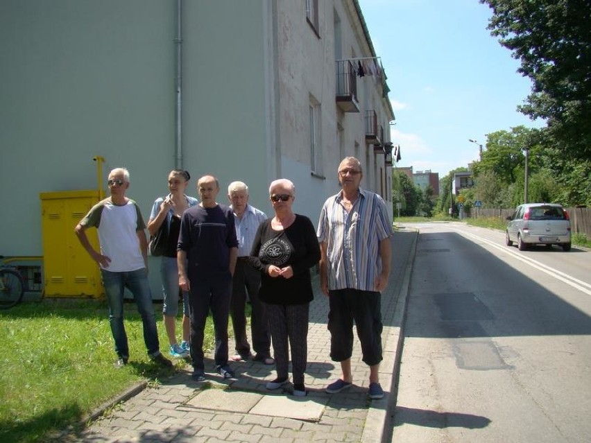 Mieszkańcy os. Kościuszki w Kętach: Ta droga powstała "na dziko"