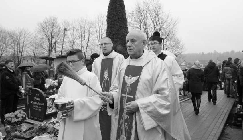 Nie żyje ks. Kazimierz Synak, proboszcz parafii Niepokalanego Serca Maryi Panny w Leśniewie. Kapłan z gminy Puck miał 66 lat