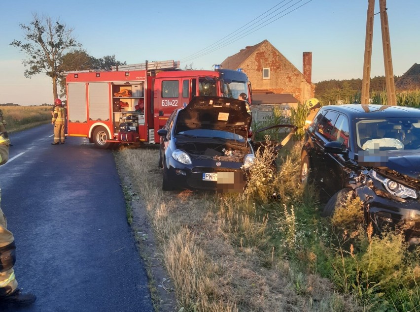 Wypadek w Dąbkowicach pod Wągrowcem. Ranna osoba trafiła do szpitala