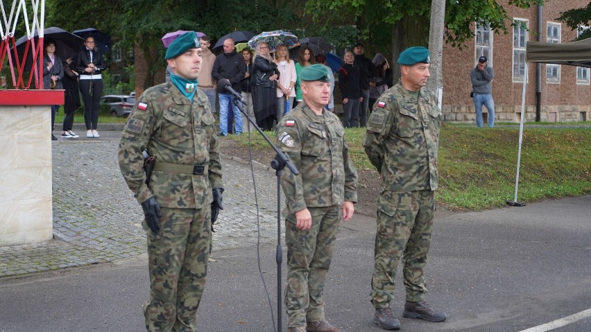 Żołnierze wrócili z Kosowa. Powitanie 47. zmiany Polskiego Kontyngentu Wojskowego KFOR odbyło się w Kłodzku