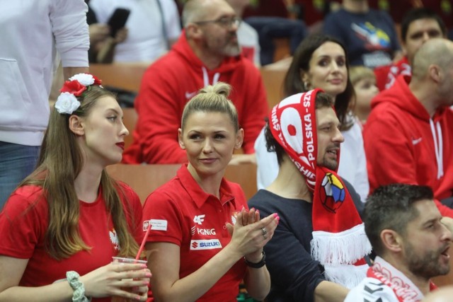 Reprezentacja Polski, ku radości kibiców w Spodku, odniosła pierwsze zwycięstwo w MŚ pokonując Arabię Saudyjską

  Zobacz kolejne zdjęcia. Przesuwaj zdjęcia w prawo - naciśnij strzałkę lub przycisk NASTĘPNE