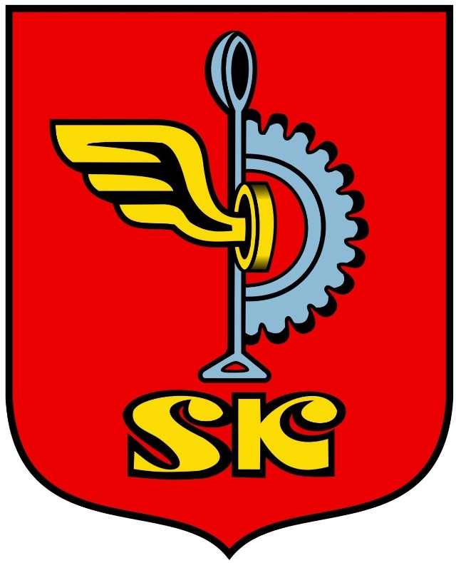 27 maja 1990 odbyły się  pierwsze wybory do samorządu terytorialnego w Polsce, po 40 latach przerwy. W Skarżysku - Kamiennej mieszkańcy wybieraliśmy Radę Miejską, która następnie wybierała zarząd miasta i prezydenta. 

Pierwszy objął urząd na początku czerwca 1990 roku. Przez pierwszych 12 lat prezydenta wybierali radni, dopiero w 2002 wprowadzone zostały wybory bezpośrednie. Nie ma wątpliwości, że samorządy  są podstawą sukcesu polski w ostatnich latach. Przy okazji jubileuszu przypominamy tych, którzy rządzili Skarżyskiem - Kamienną przez ostatnie 30 lat. Zobaczcie kiedy rządzili i co robią dziś.


Na kolejnych slajdach prezydenci Skarżyska od dziś do roku 1990 >>> 