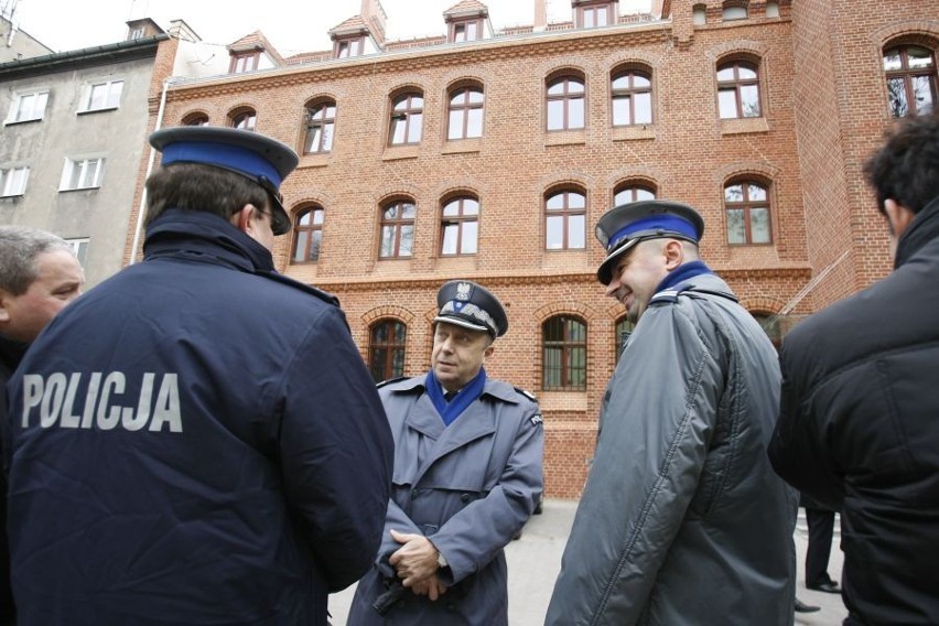 Wrocław: Odnowiony komisariat na Ołbinie (ZDJĘCIA)