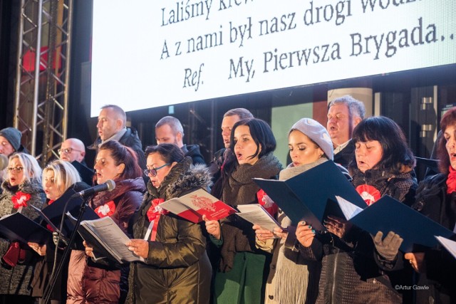 SOLski chór istnieje w Tarnowie od 5 lat. Występuje m.in. podczas koncertów pieśni patriotycznych 11 listopada