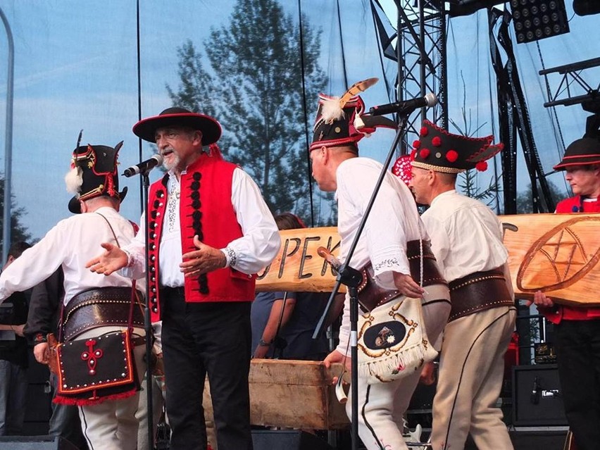 Oscypek Fest 2014. Rekordowy oscyp powstał pod Grojcem [ZDJĘCIA Z NIEDZIELI]