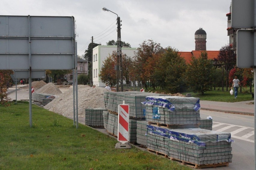 Nowe rondo w Chojnicach. Zobacz jak idą prace (FOTO)