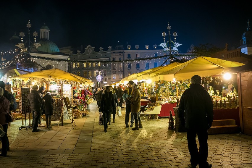 W ten weekend krakowski Rynek Główny poczuje magię świąt! Od...