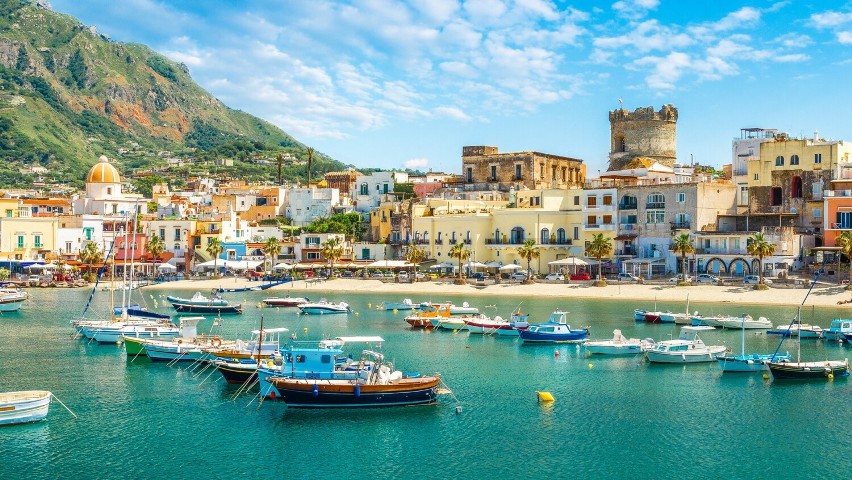 Capri to wyjątkowo piękna wysepka, ale podobną atmosferą...