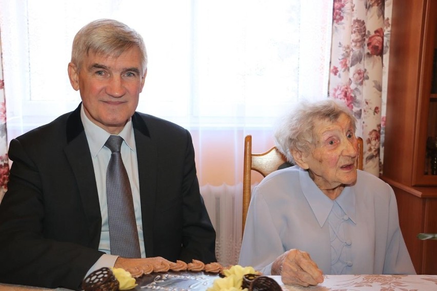 Czeladzianka Wanda Jagoda świętowała 100 urodziny. Odwiedził...