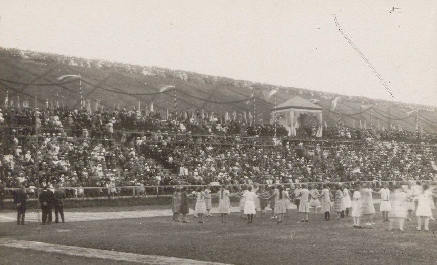 Stadion 650-lecia otwarto 15 sierpnia 1926 roku. Wówczas...
