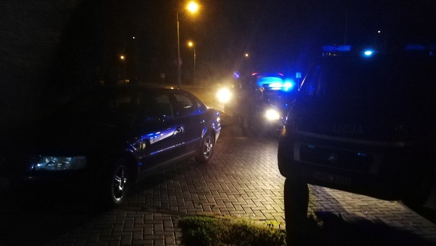 Pijany kierowca volkswagena jeździł po Włocławku i potrącił sarnę. Obywatelskie zgłoszenie pomogło go zatrzymać  [zdjęcia, wideo]