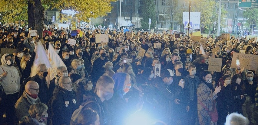 W obronie Praw Kobiet 23.10.2020r. Protesty w Gdańsku, Gdyni i Sopocie przeciwko zakazowi aborcji [zdjęcia] 