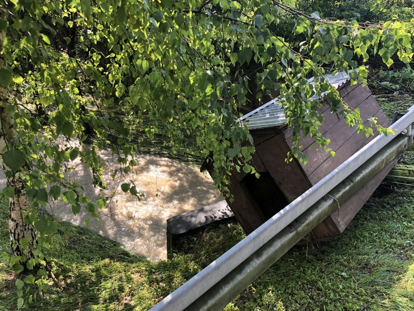 Trwa usuwanie skutków ulew w Krośnie i powiecie krośnieńskim [ZDJĘCIA]