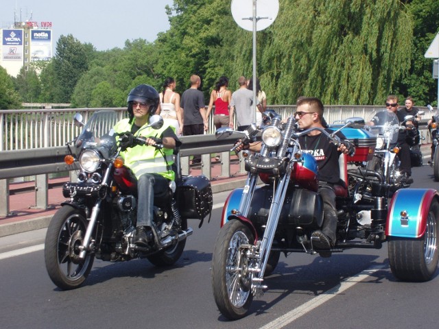 Imprezę Motosrerce otworzy w południe parada motocyklistów