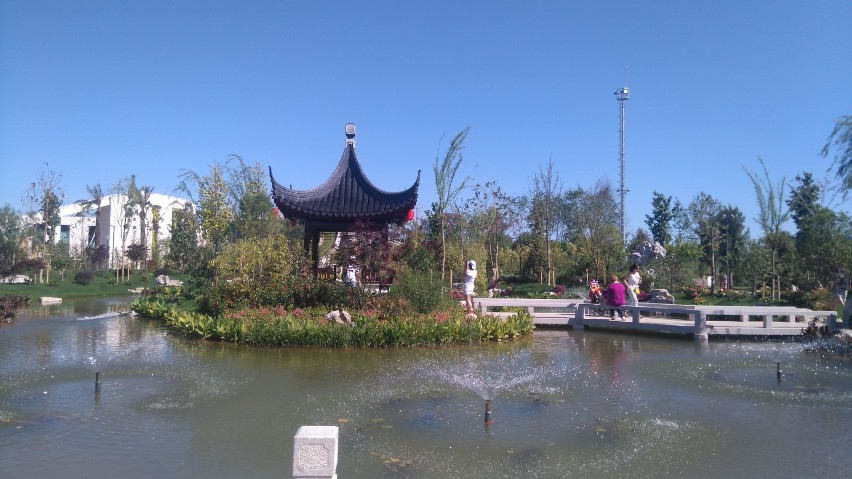 Antalya Expo. Chiński ogród, buddyjska świątynia i trzy...