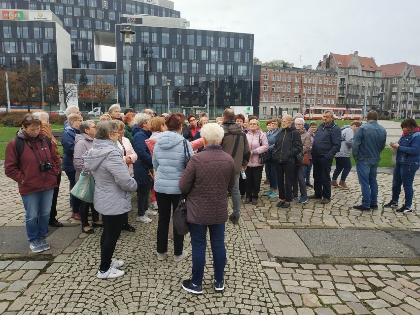 Seniorzy z gminy Książki odwiedzili Gdańsk, w którym...