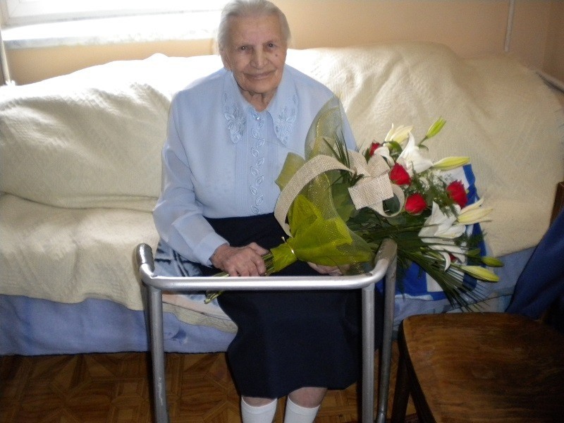 Marianna Paliga skończyła sto lat. Jest mieszkanką Gniazdowa [ZDJĘCIA]