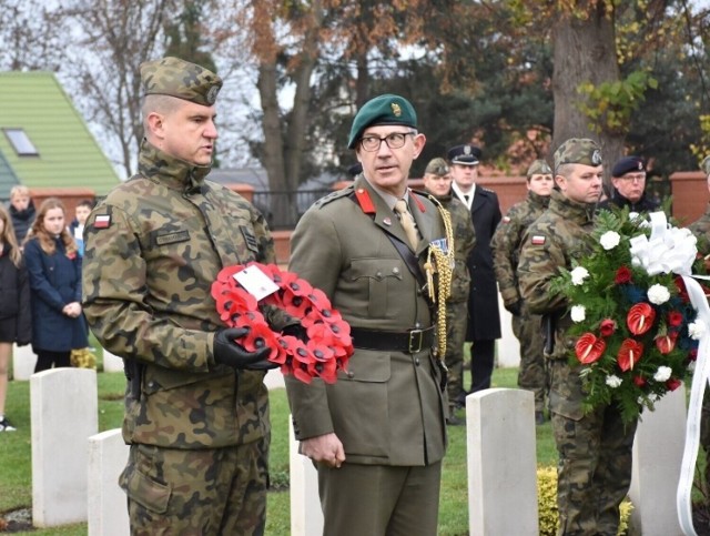 W ubiegłym roku w uroczystości wziął udział płk Tom Blythe, attaché obrony w Ambasadzie Wlk. Brytanii w Polsce.