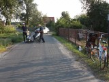 Wypadek w Niedoradzu. Pijany motocyklista wjechał w rowerzystów