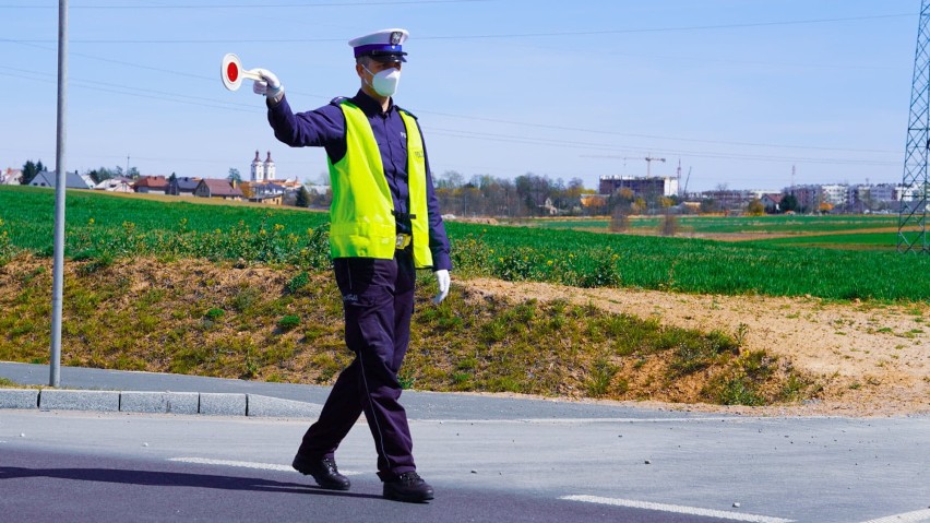 Łomża. Policja na terenie miasta i przy głównych szlakach komunikacyjnych