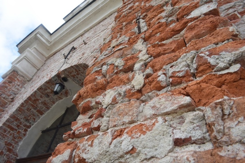 Remont kościoła św. Jadwigi Śląskiej został przerwany....