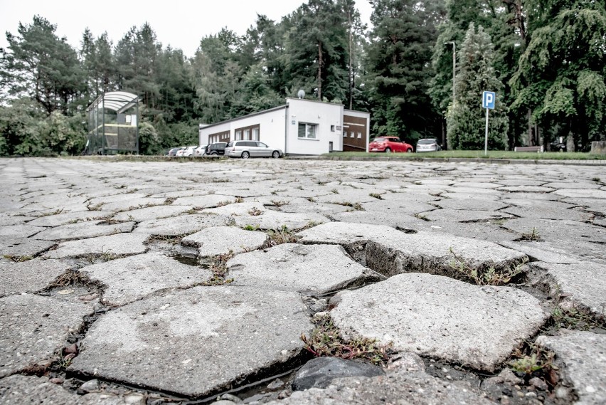 Modernizacja parkingu przy cmentarzu na ul Górniczej w Rumi ma zakończyć się w grudniu 2022 r.