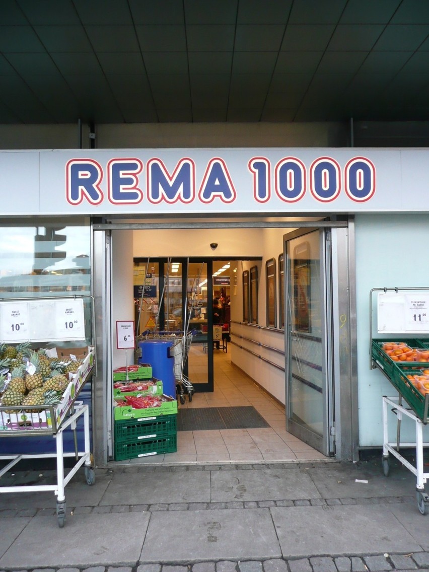 Rema 1000
Norweska sieć była obecna w Polsce od 1993 roku. W...