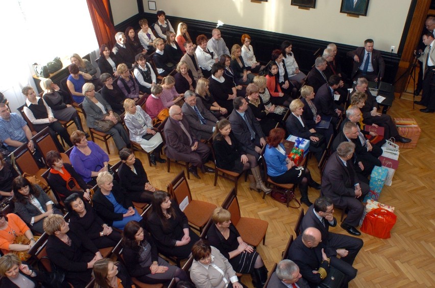 Starostwo powiatowe w Słupsku: Dzień Pracownika Powiatowego Urzędu Pracy [FOTO+FILM]
