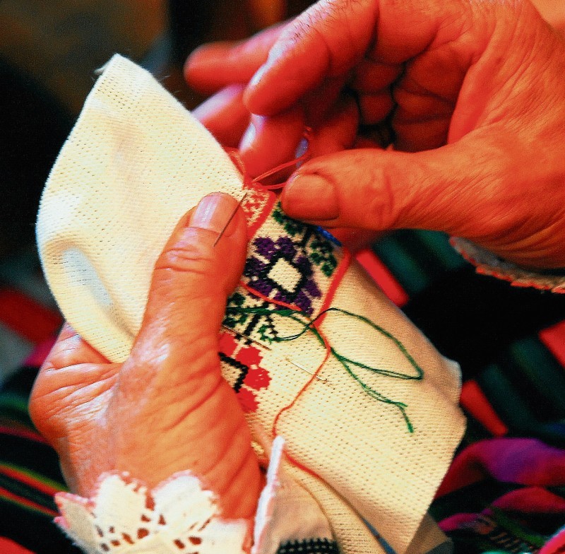 Nie tylko petanka, czyli sztuka ludowego haftu