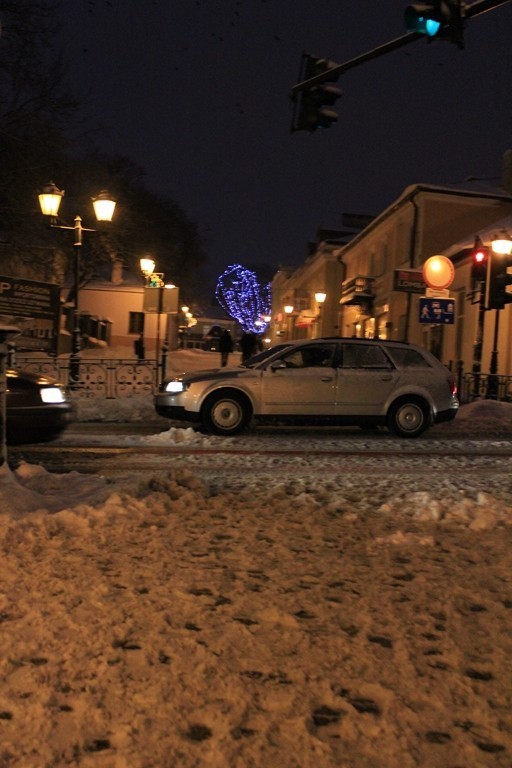 Zasypane śniegiem miasto