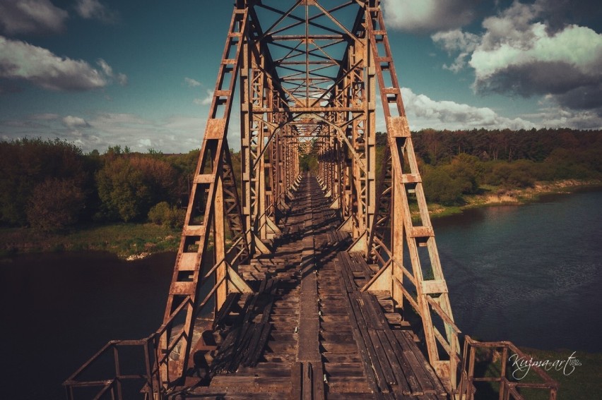 Most w Stobnicy – most nad Wartą pomiędzy miejscowościami...