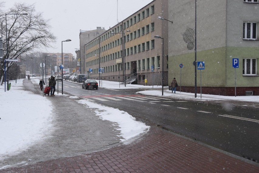 Atak zimy w Chorzowie. Jak wygląda sytuacja na drogach?...