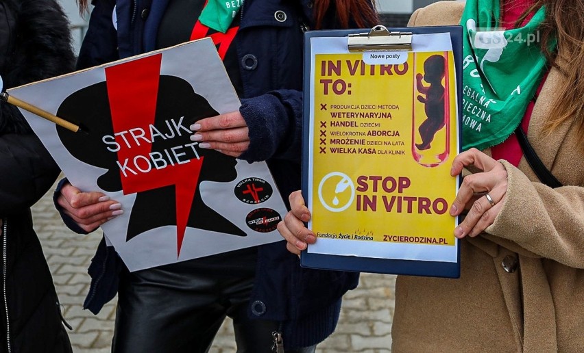 Antyaborcyjna kampania w Szczecinie: "Te bllboardy uderzają m.in. w dzieci z in vitro"