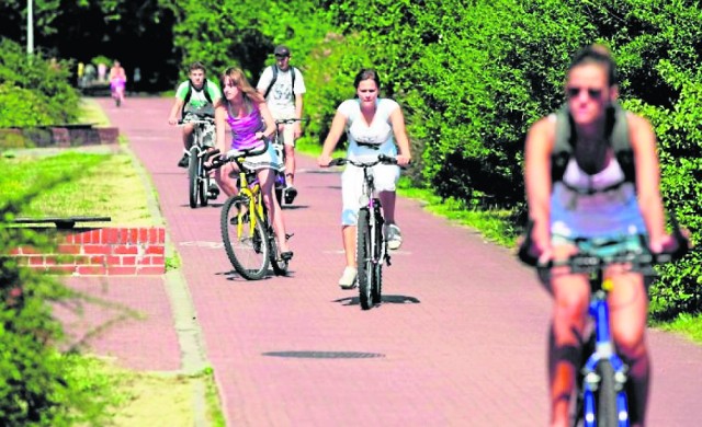 Ścieżki rowerowe powstaną przy drogach powiatowych