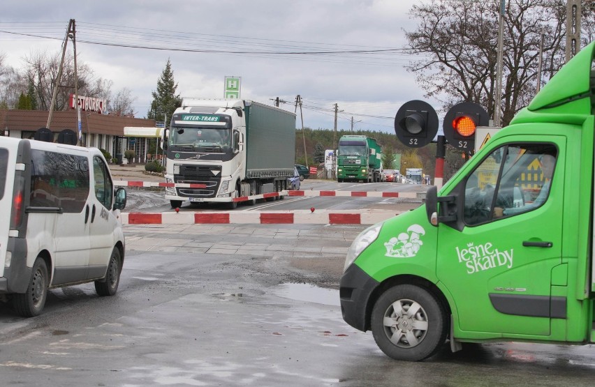 - Jak można prowadzić równolegle dwa remonty i tak utrudniać...