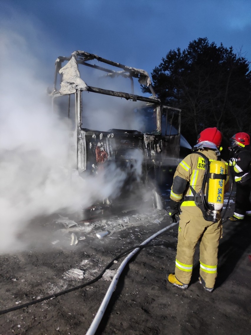 Pożar ciężarówki w Skierniewice