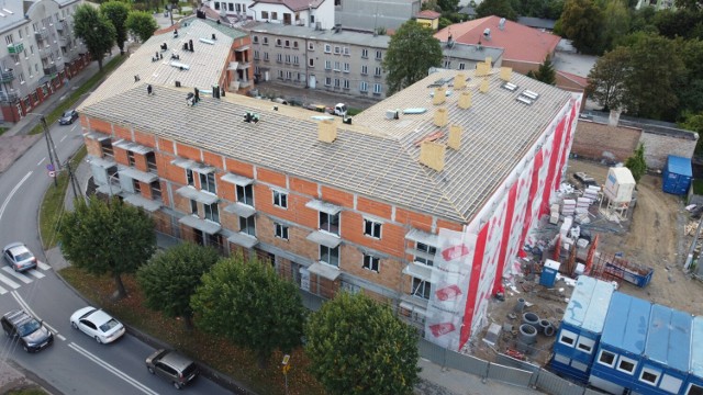 Znamy zasady wynajmu mieszkań w nowym bloku w Zduńskiej Woli. Na jakim etapie są prace? ZDJĘCIA, GRAFIKI