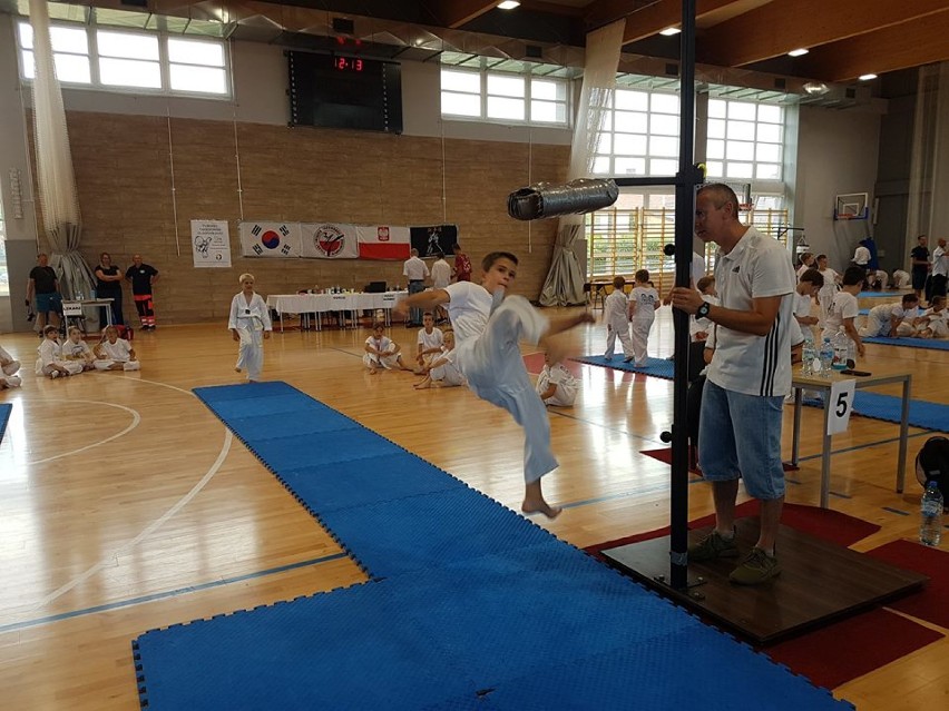 Turniej sprawnościowy taekwondo olimpijskiego dla dzieci [ZDJĘCIA]