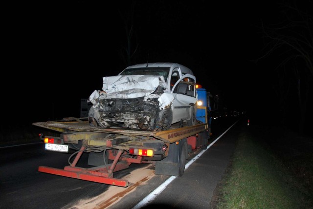 We wtorek, ok. godz. 17:15 doszło do tragicznego wypadku na krajowej jedenastce pomiędzy Bogdanowem a Ocieszynem. W wyniku zdarzenia zginęły dwie osoby...

Zobacz więcej: Śmiertelny wypadek w Bogdanowie [ZDJĘCIA]