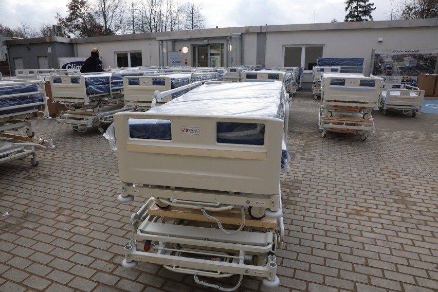 Powstał "covidowy" szpital modułowy w Bolesławcu