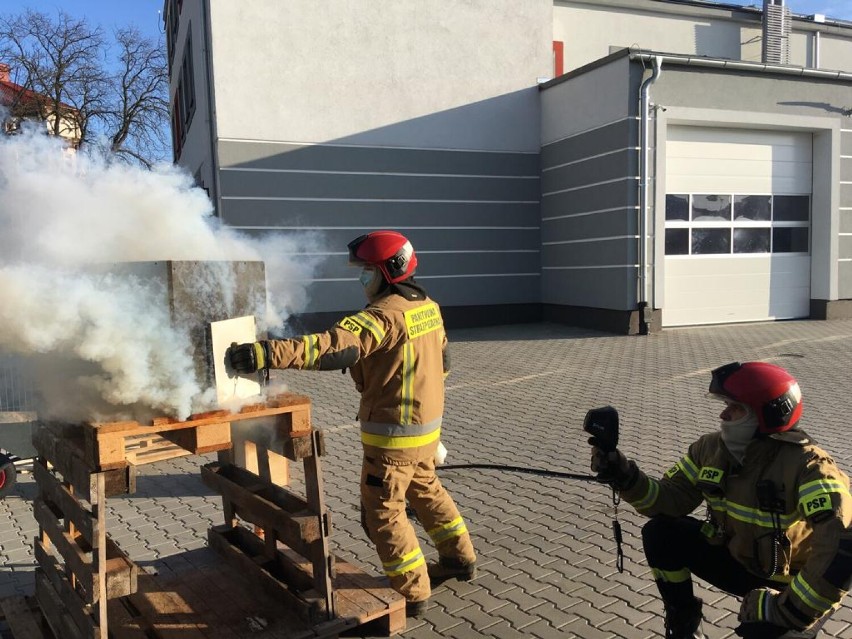 Szkolenie z zakresu gaszenia pożarów wewnętrznych.