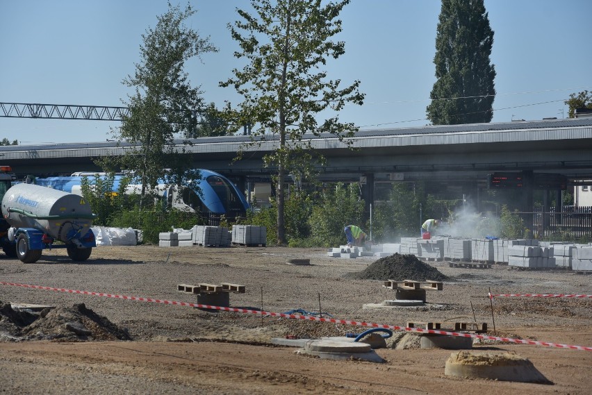 Budowa centrum przesiadkowego przy ul. Piłsudskiego NOWE ZDJĘCIA