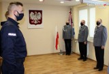 KPP w Kłobucku. Czterech nowych policjantów złożyło ślubowanie. Po przeszkoleniu będą mogli rozpocząć służbę