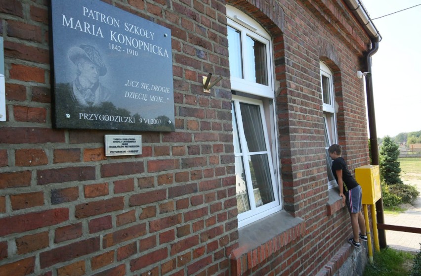 Zmodernizowano budynek zabytkowej Szkoły Podstawowej im. Marii Konopnickiej w Przygodziczkach