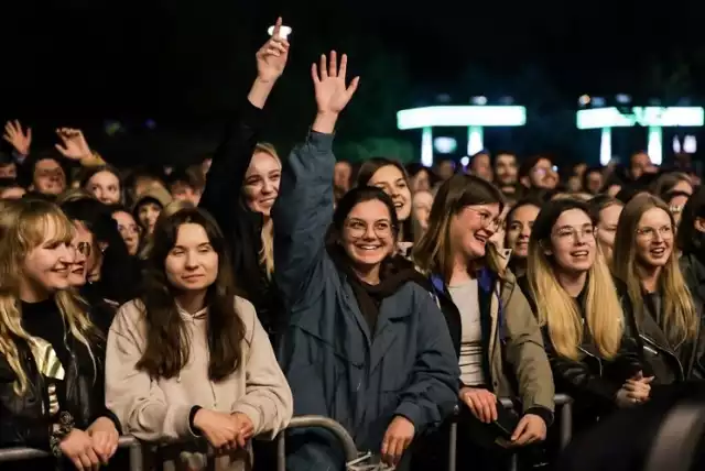 Gdzie można w Poznaniu skorzystać ze studenckich zniżek? Mamy listę takich punktów! 

Więcej informacji w galerii --->