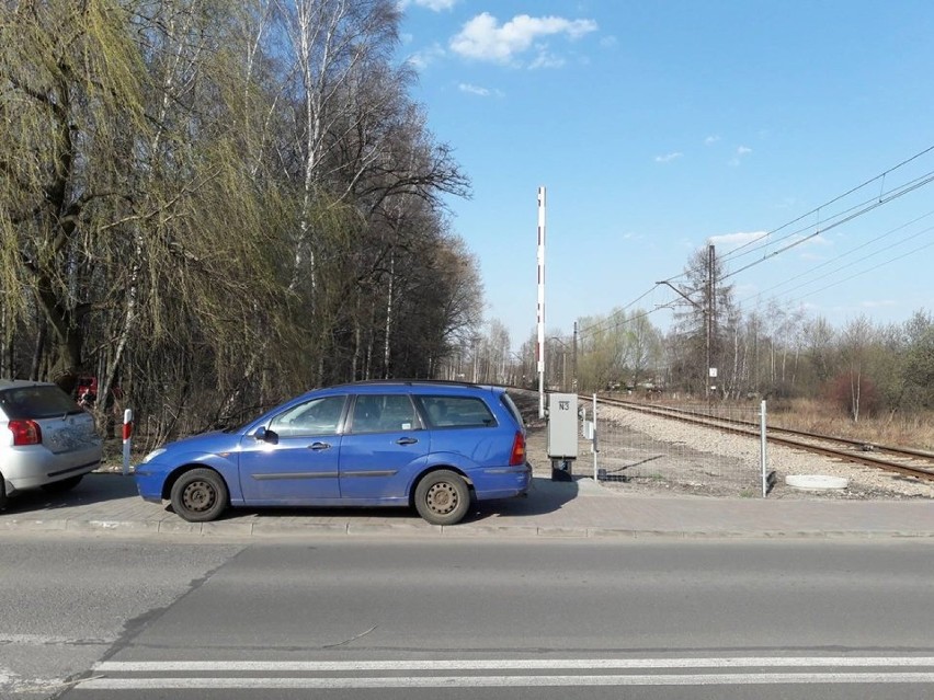 Park Kazimierz Górniczy: problem z parkowaniem [ZDJĘCIA]